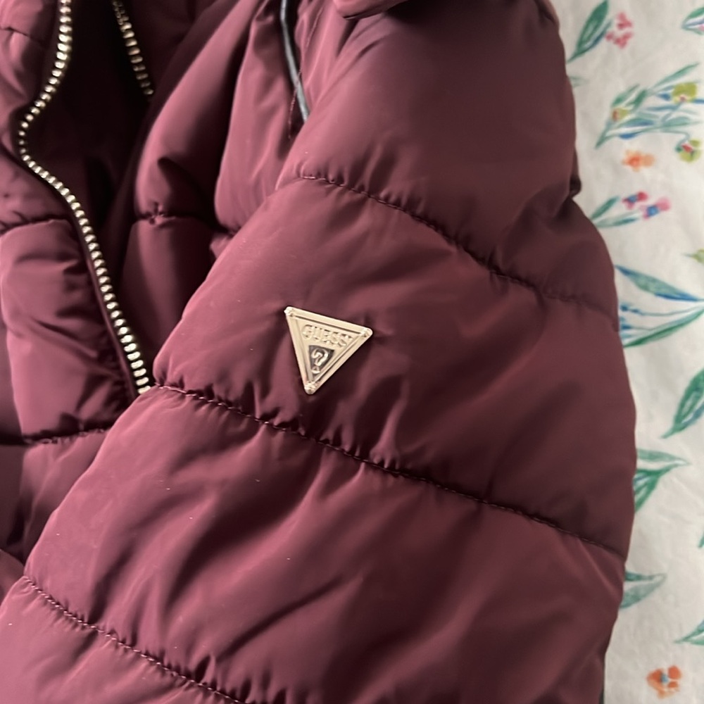 Guess Winter Jacket with hood, women’s size M - Picture 6 of 12